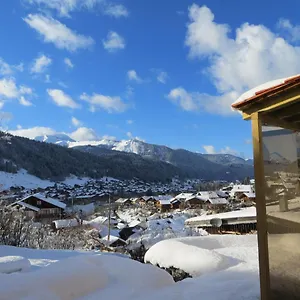 https://chalet-mimi.hotels-rhonealpes.com