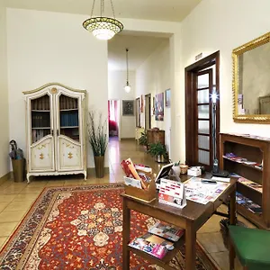 https://oltrarno.it-tuscanyhotel.com