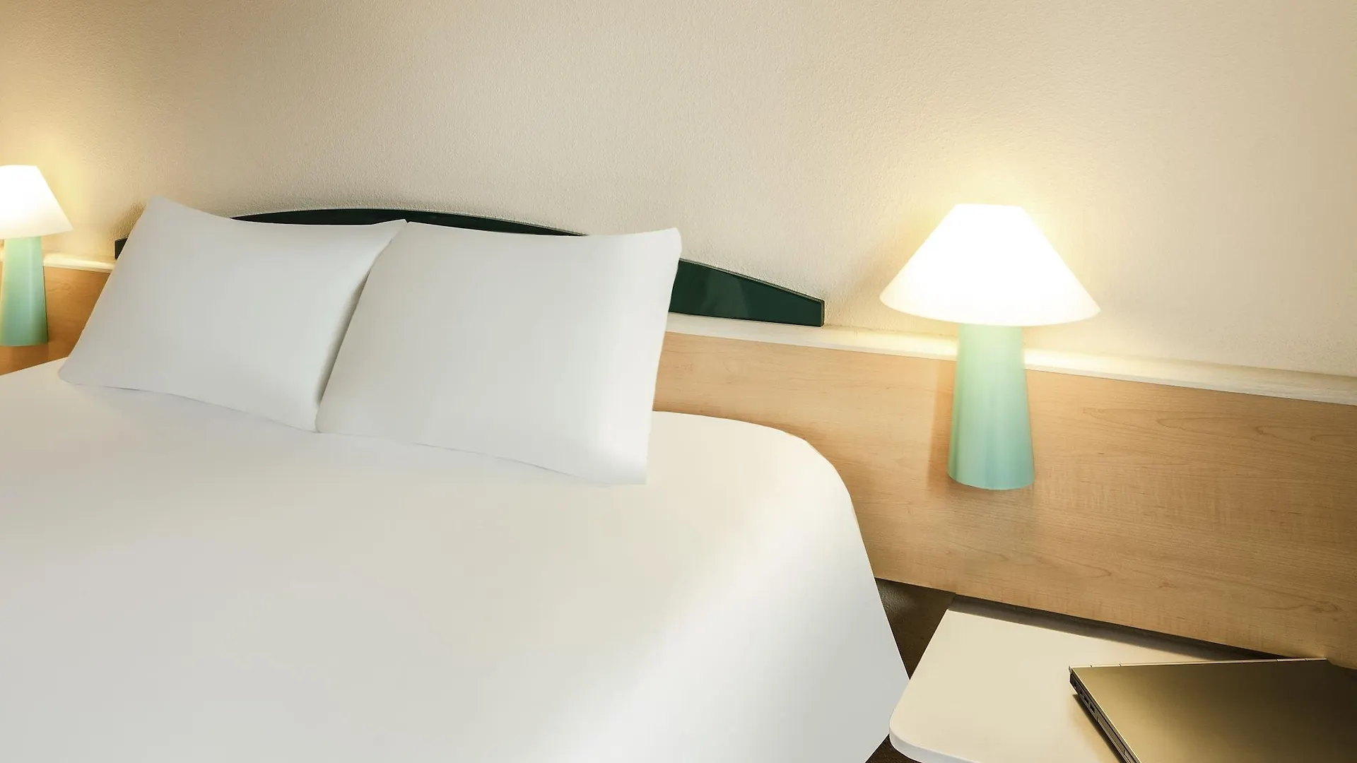 B&B Hotel Marseille Prado Parc Des Expositions 3*,