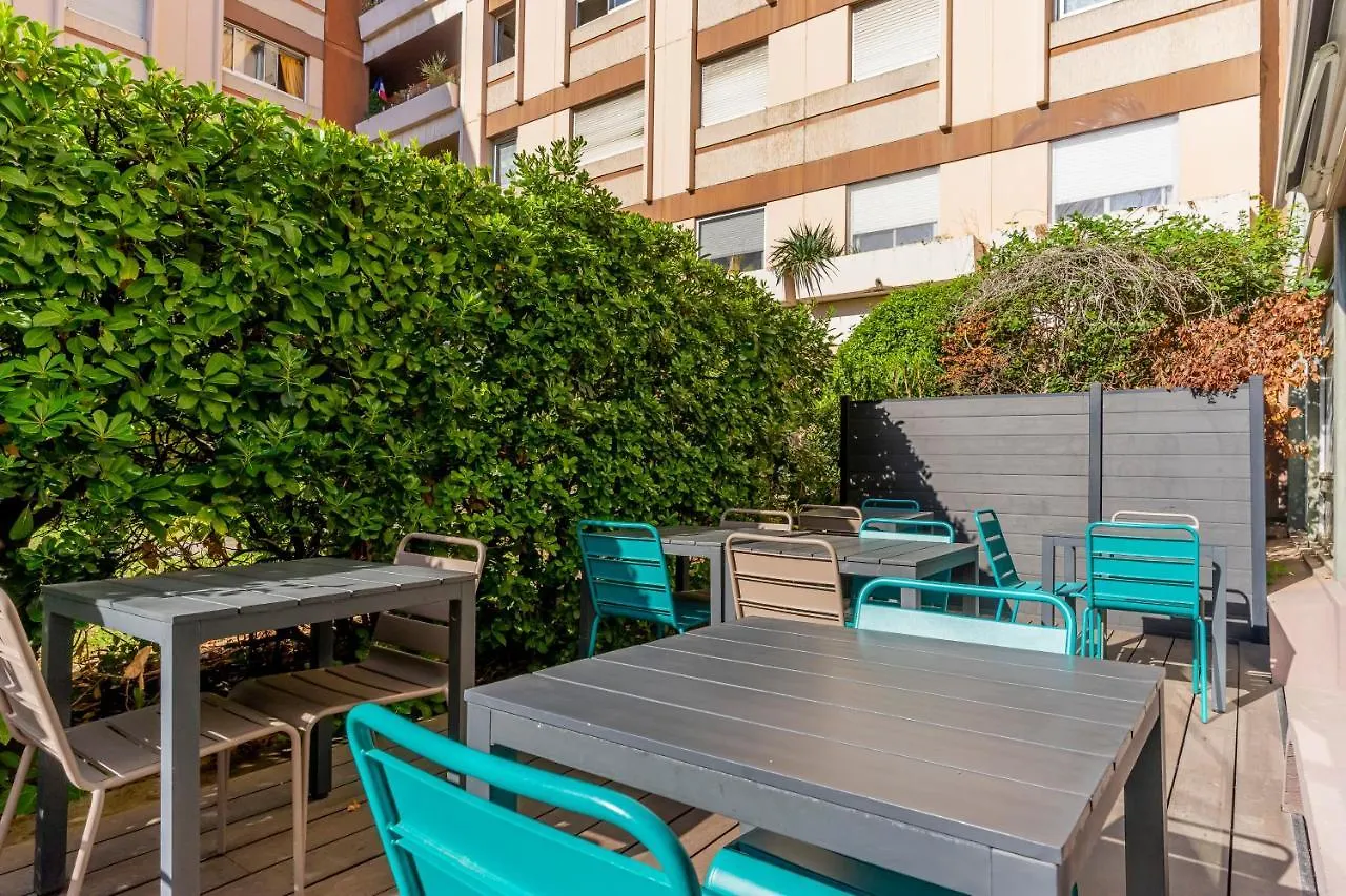 ***  B&B Hotel Marseille Prado Parc Des Expositions France