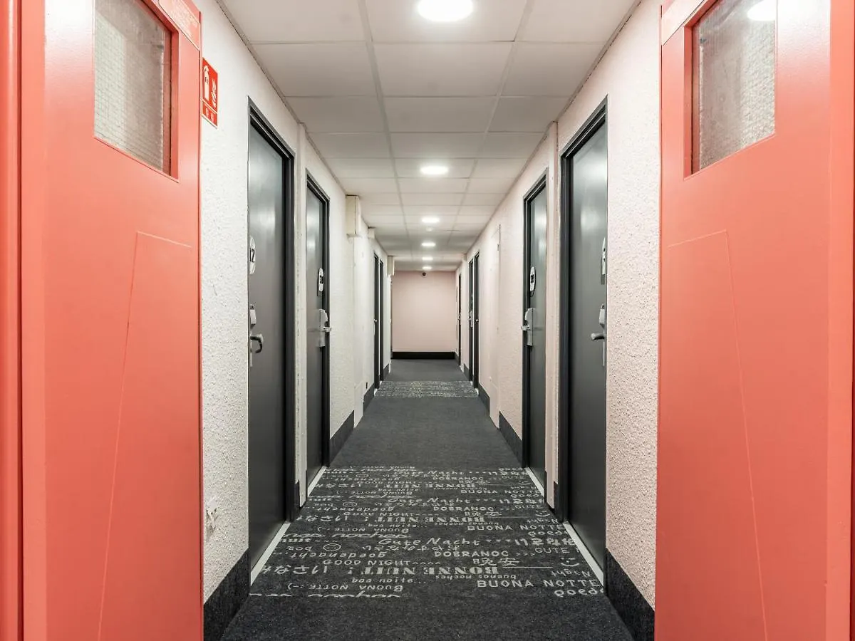 B&B Hotel Marseille Prado Parc Des Expositions 3*,  France