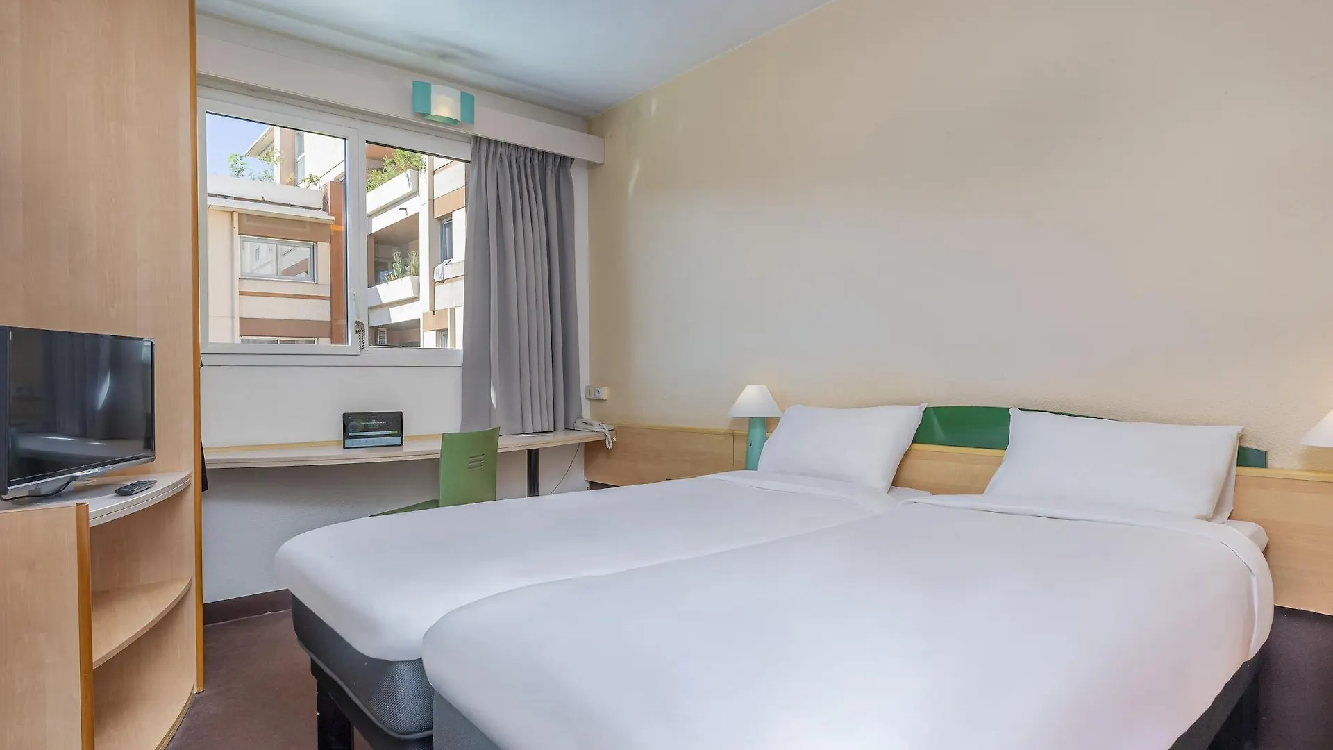 ***  B&B Hotel Marseille Prado Parc Des Expositions Γαλλία