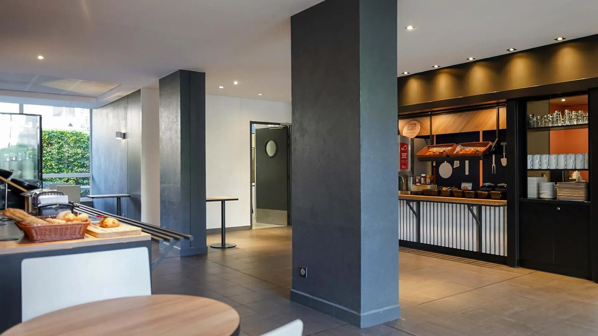 B&B Hotel Marseille Prado Parc Des Expositions